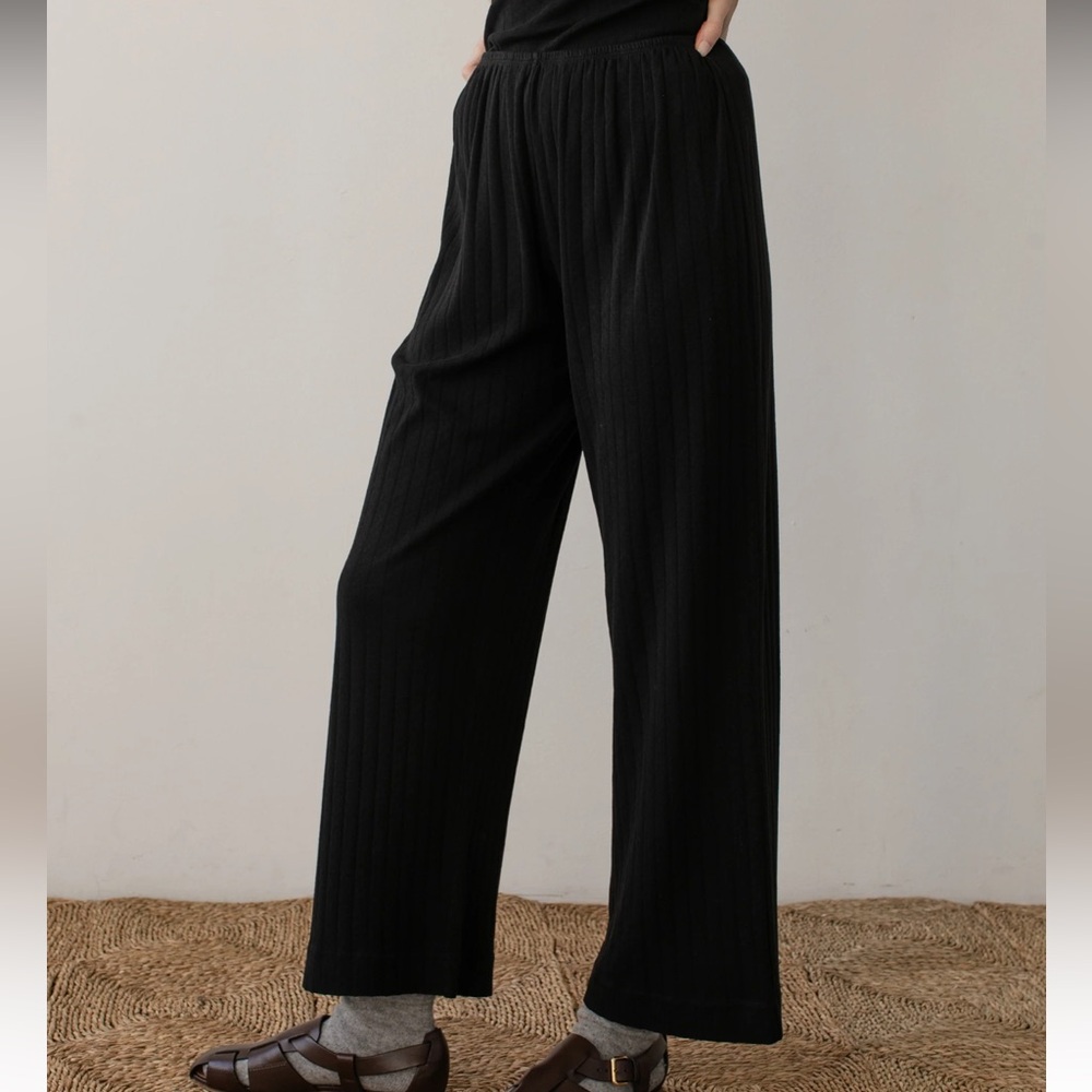 DONNI Pointelle Simple Crop Pant in Jet - Picture 3 of 5